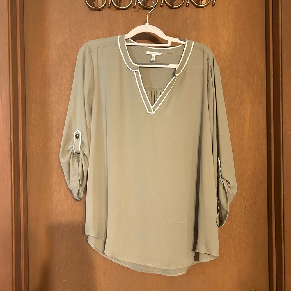 Women's light green Blouse with White Trim
